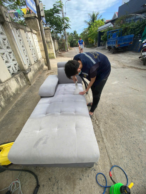 Dịch vụ giặt ghế sofa tại nhà